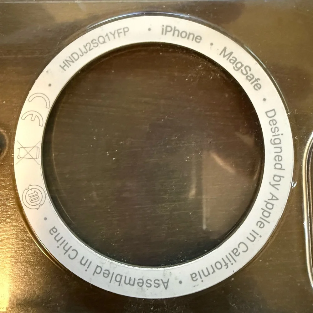 Apple Clear Case with MagSafe iPhone 14 Pro